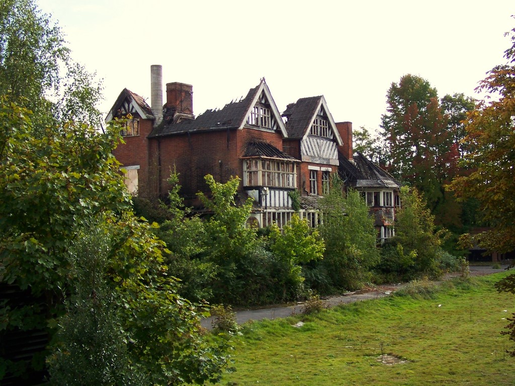 Garden front